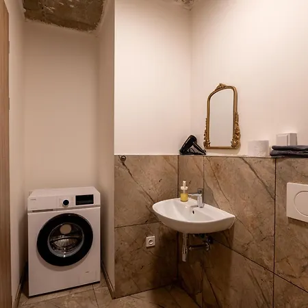 Apartament Brand New #15 Near Center With Free Street Parking